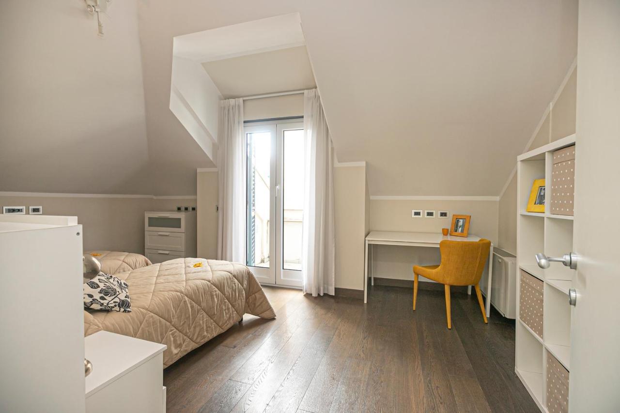 ジェノヴァReal Italian Estate - Penthouseアパートメント エクステリア 写真